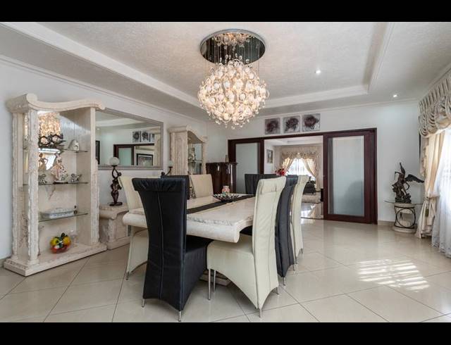 4 BEDROOM HOUSE FOR SALE IN THE HILL